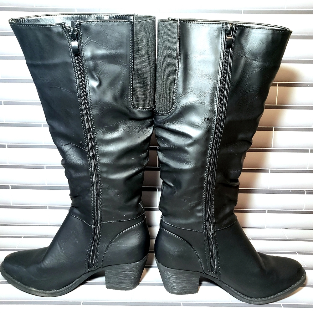 Belladia womens boots sz 8.5US